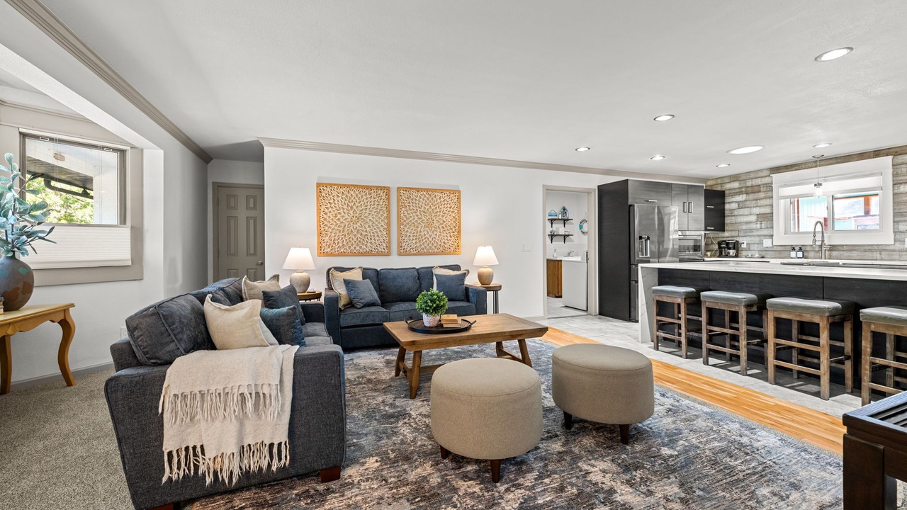 Photo of Livingroom in Golden