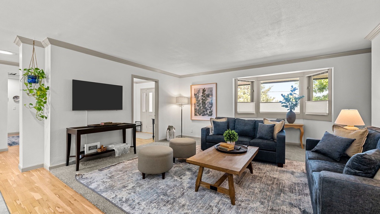 Photo of Livingroom in Golden