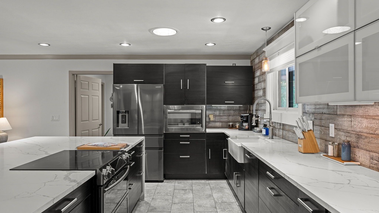 Photo of Kitchen in Golden