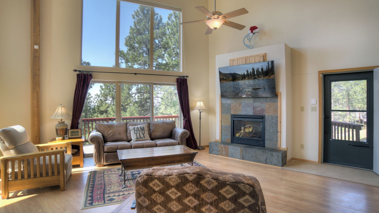 Photo of Bedroom in Forest Lakes