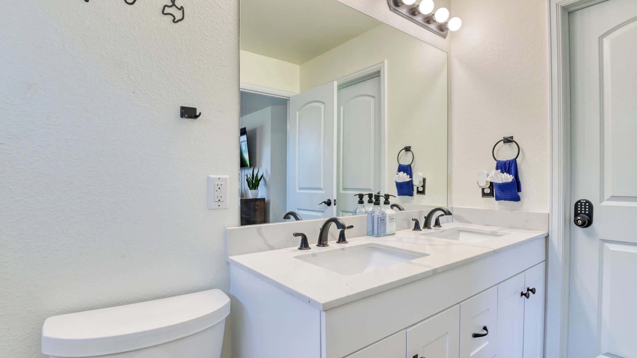 Photo of Bathroom in Security-Widefield