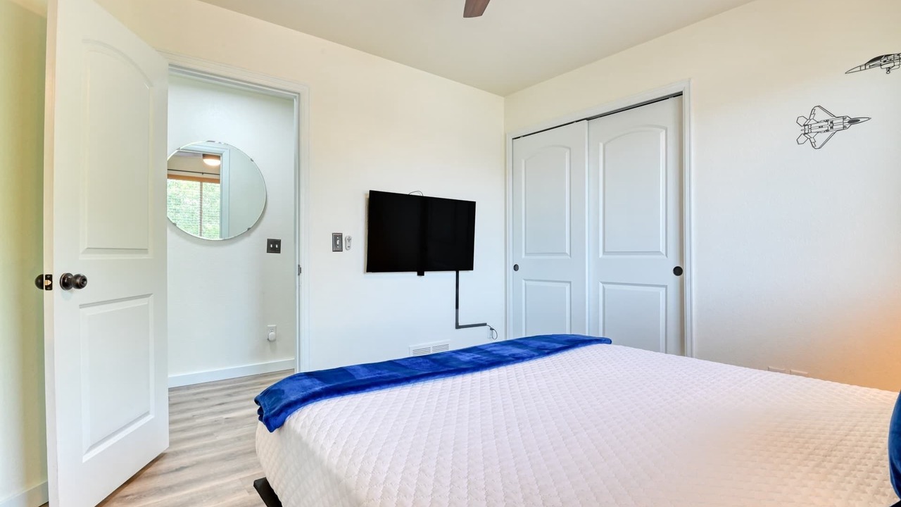 Photo of Bedroom in Security-Widefield