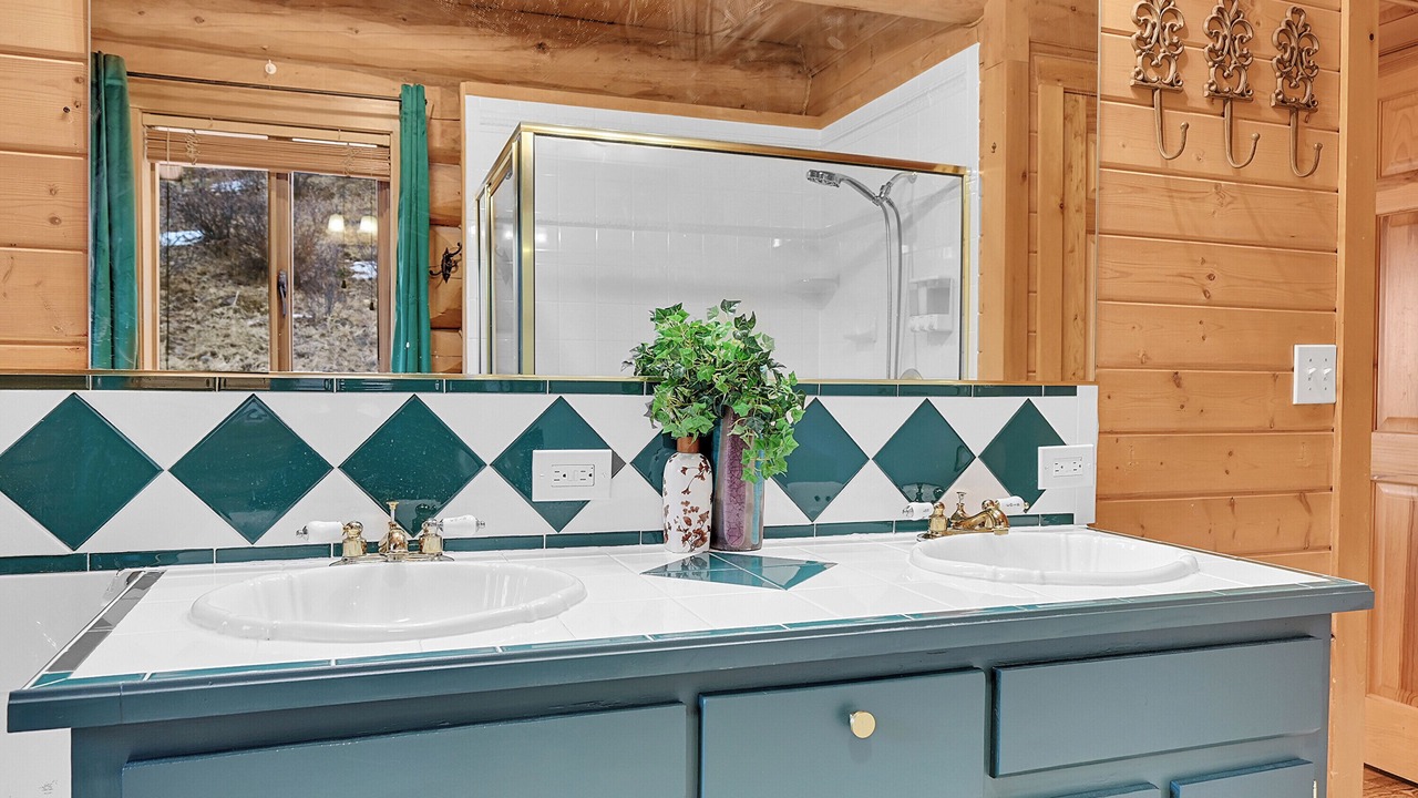 Photo of Bathroom in Bailey