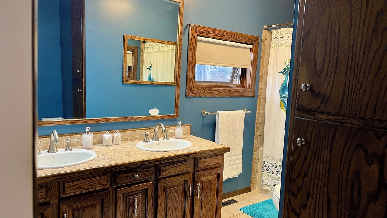 Photo of Bathroom in Sunnyside