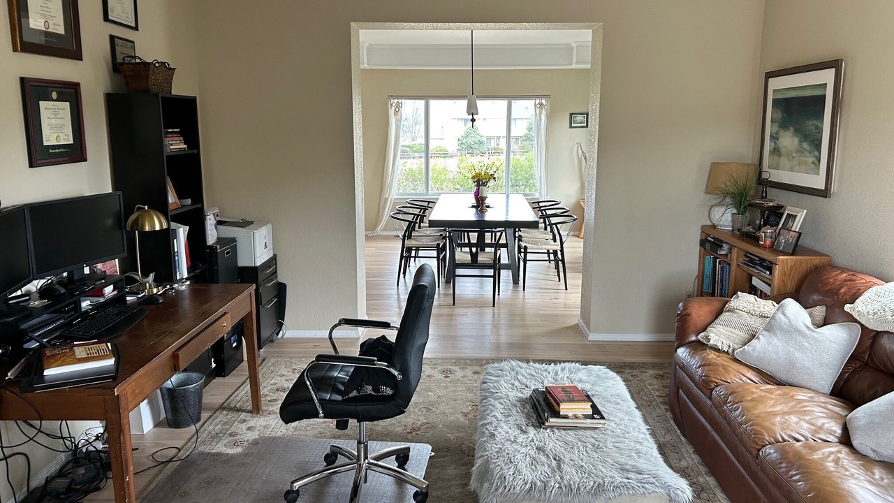 Photo of Livingroom in Gleneagle
