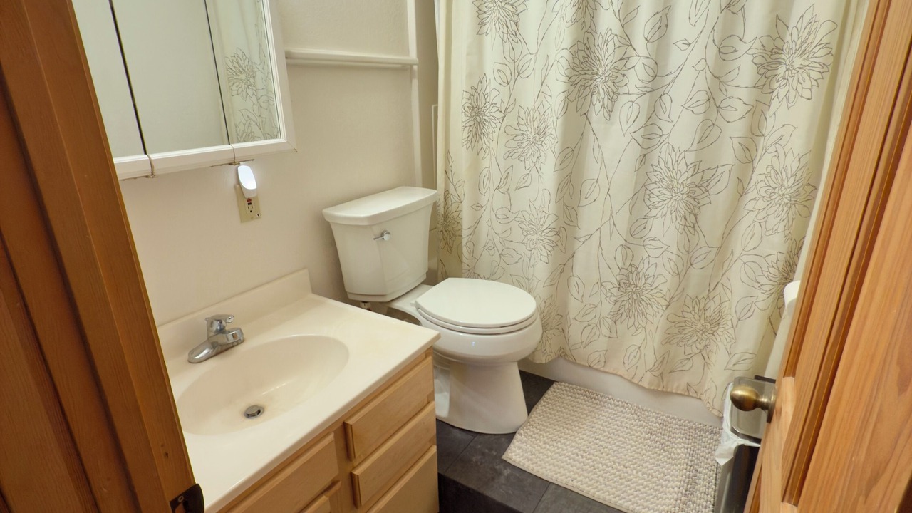 Photo of Bathroom in Grand View Highlands
