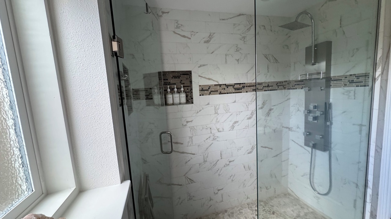 Photo of Bathroom in Divide