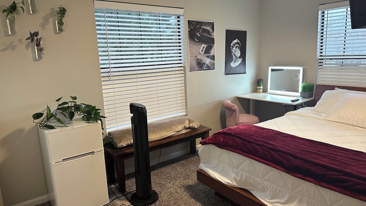 Photo of Bedroom in Northwest Colorado Springs
