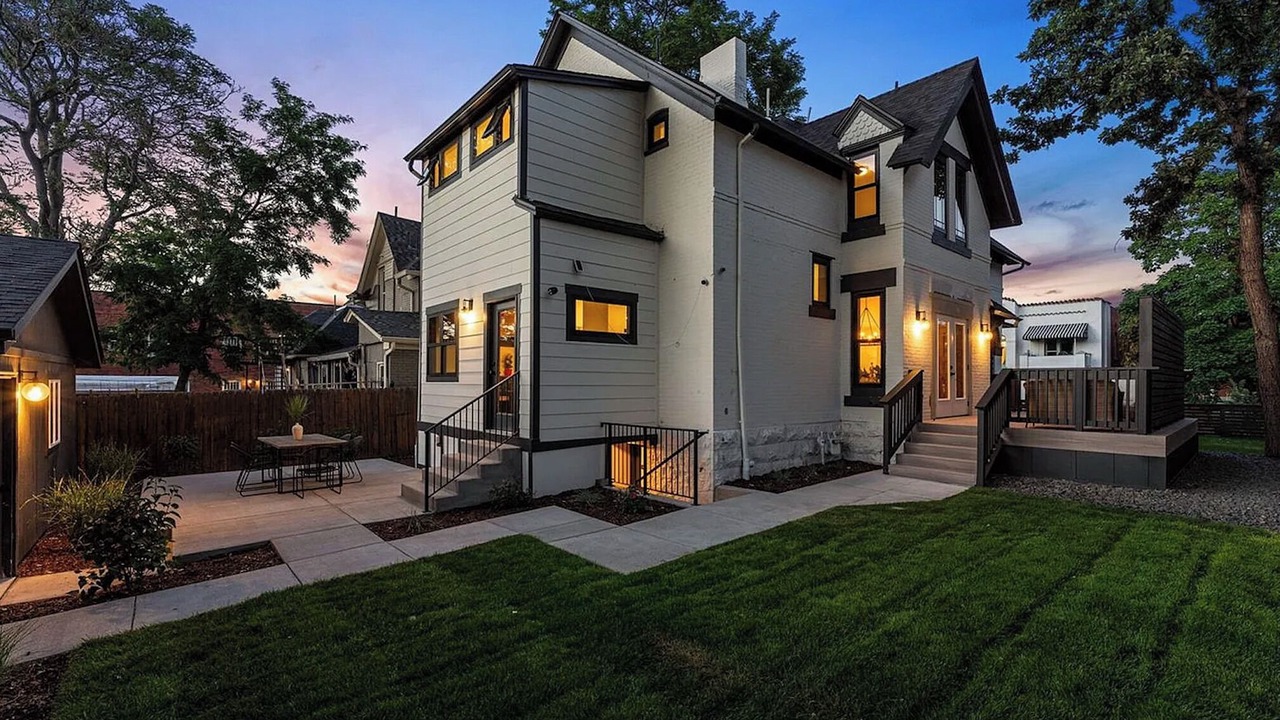 Photo of Outdoor in Capitol Hill