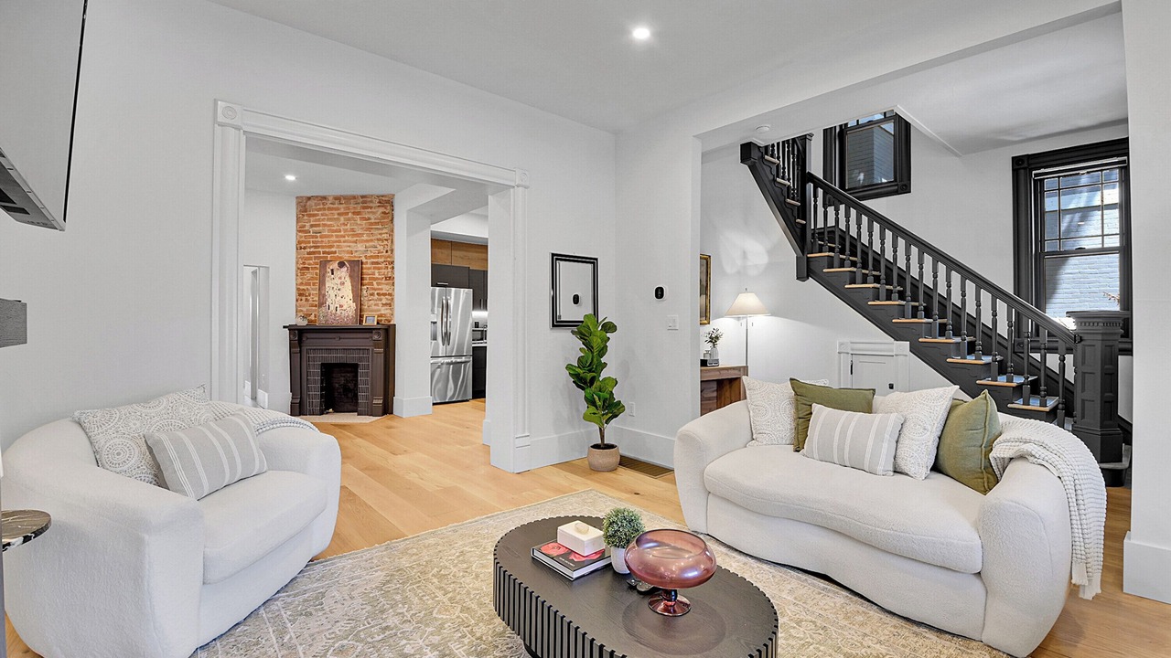 Photo of Livingroom in Capitol Hill