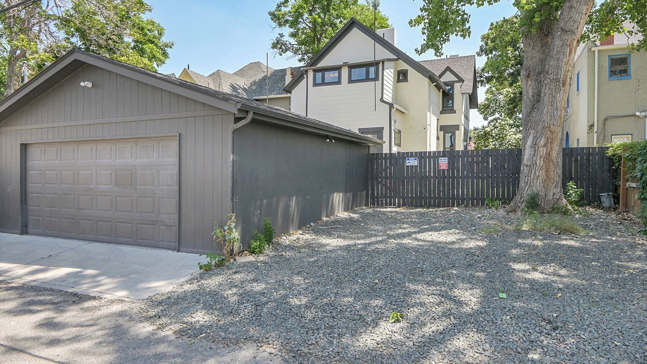 Photo of Outdoor in Capitol Hill