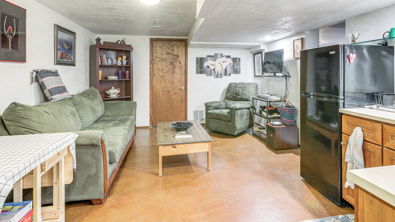 Photo of Livingroom in Carbondale