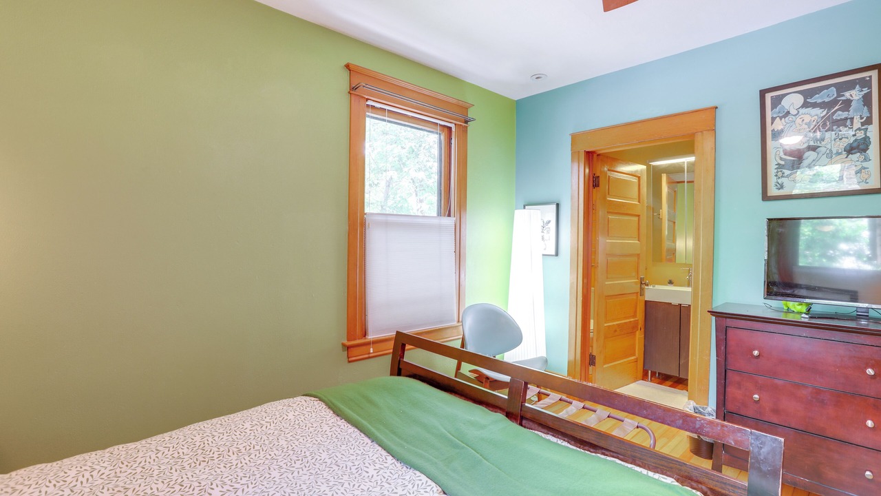 Photo of Bedroom in City Park