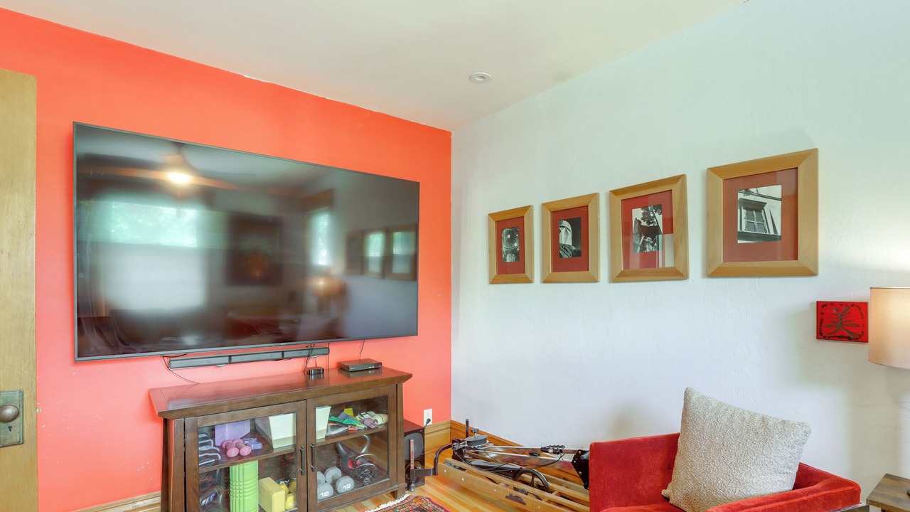 Photo of Livingroom in City Park