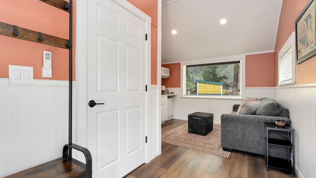 Photo of Livingroom in Poudre Park