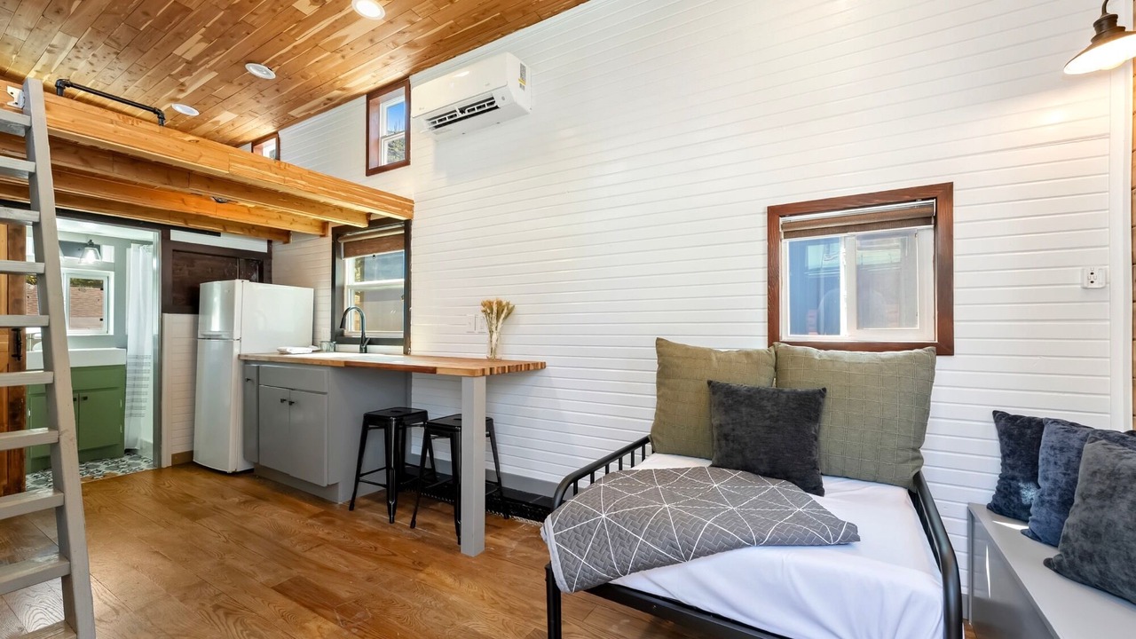 Photo of Bedroom in Poudre Park