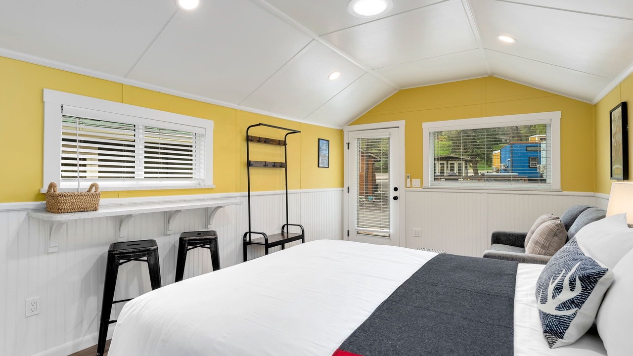 Photo of Bedroom in Poudre Park