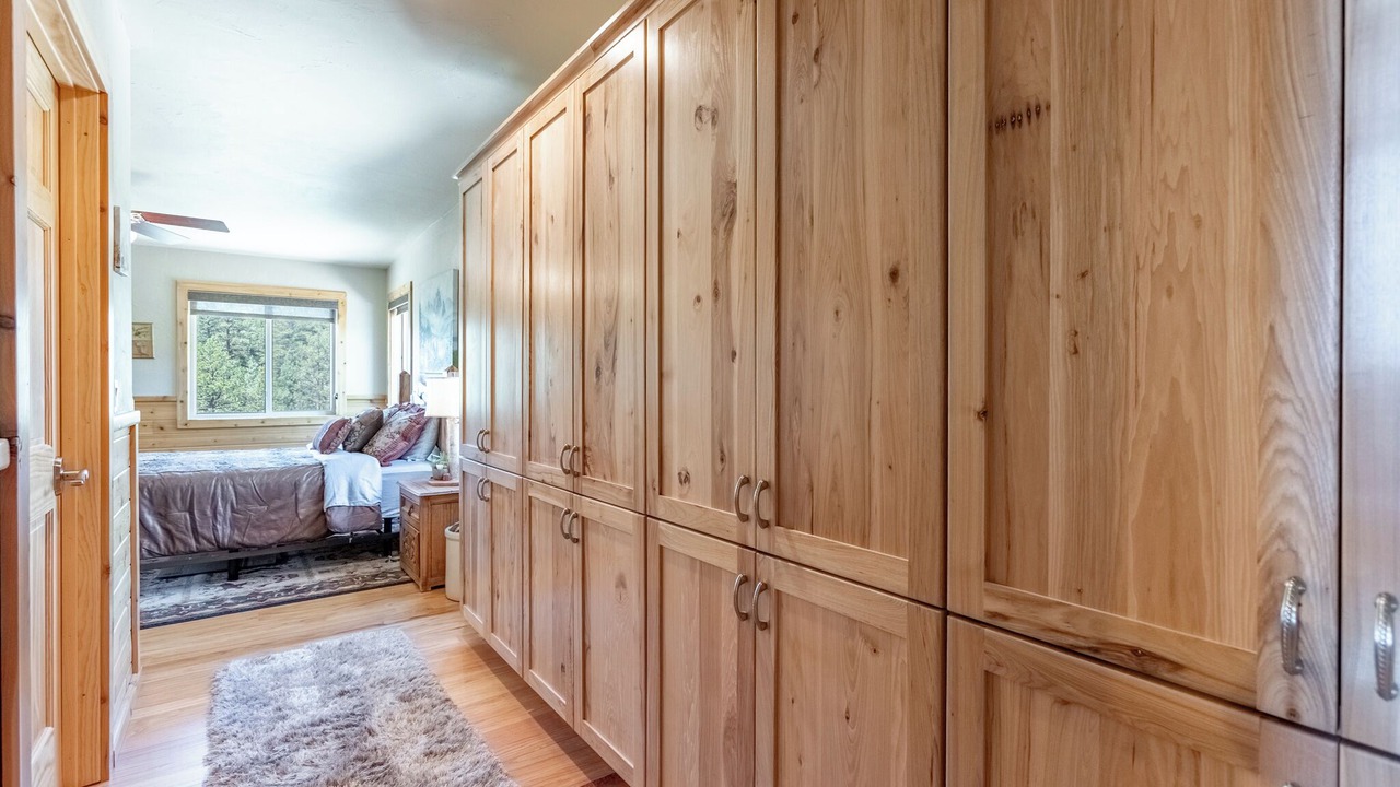 Photo of Bedroom in Villa Grove