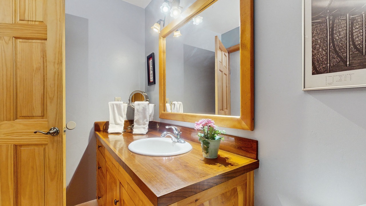 Photo of Bathroom in Eagle