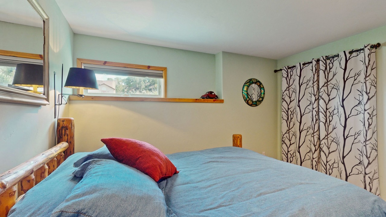 Photo of Bedroom in Eagle