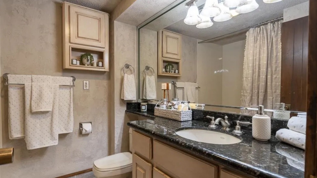 Photo of Bathroom in Purgatory