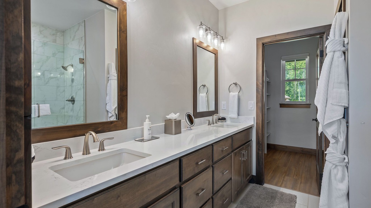 Photo of Bathroom in Rendezvous