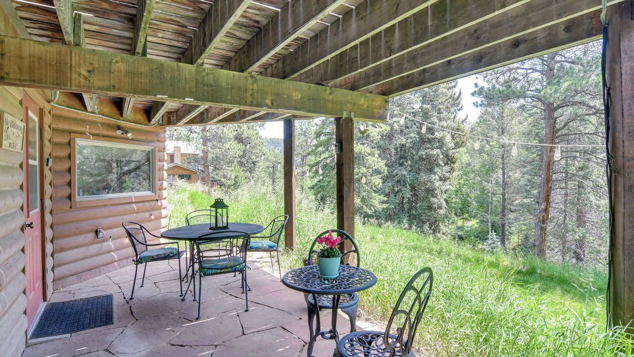 Photo of Outdoor in Evergreen Meadows