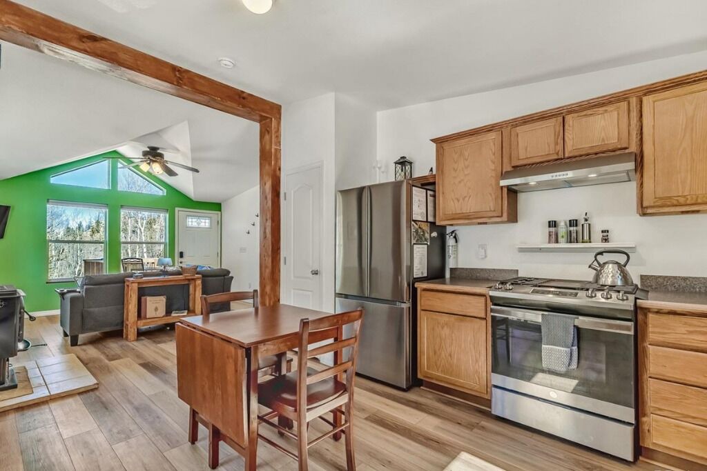 Photo of Kitchen in Indian Mountain