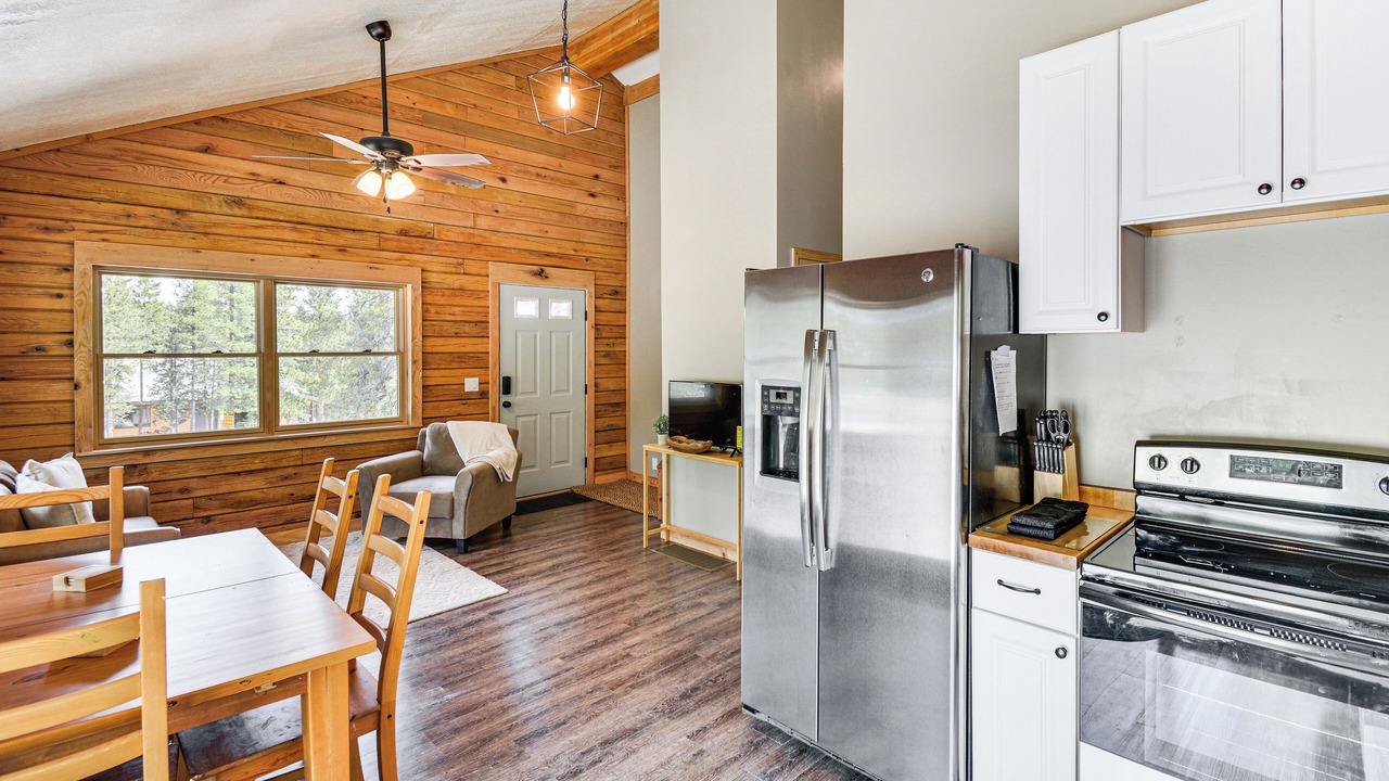 Photo of Kitchen in Twin Lakes