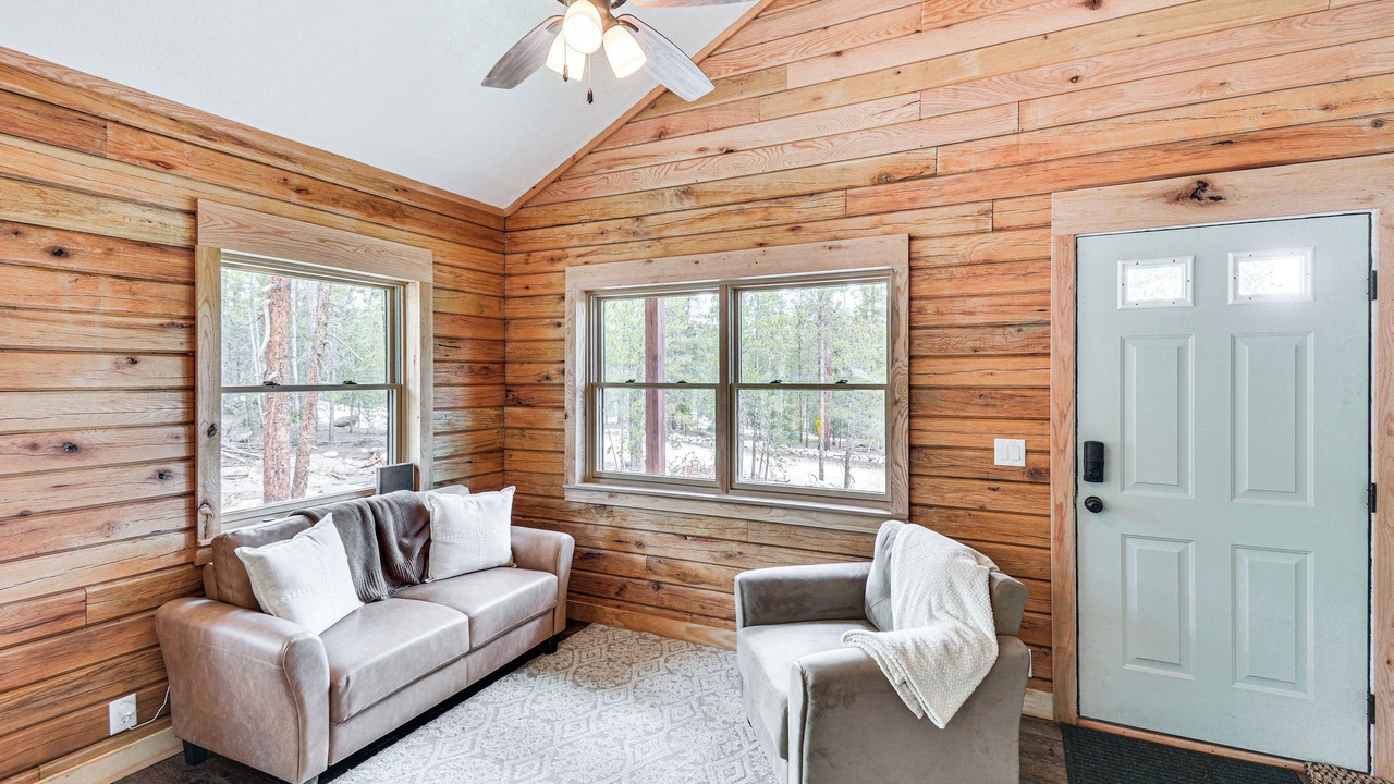 Photo of Livingroom in Twin Lakes