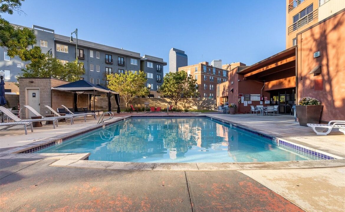 Photo of Outdoor in Five Points