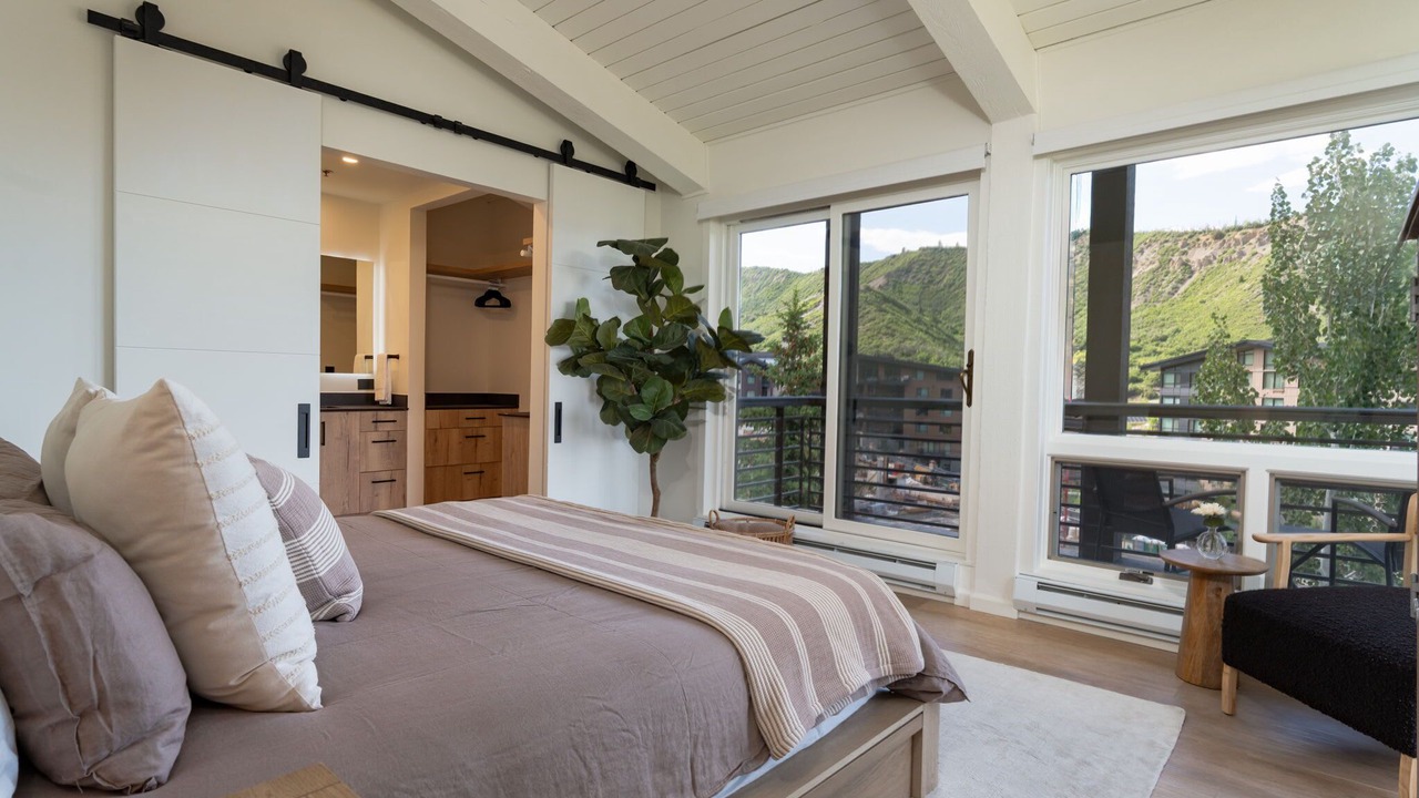 Photo of Bedroom in Snowmass Village