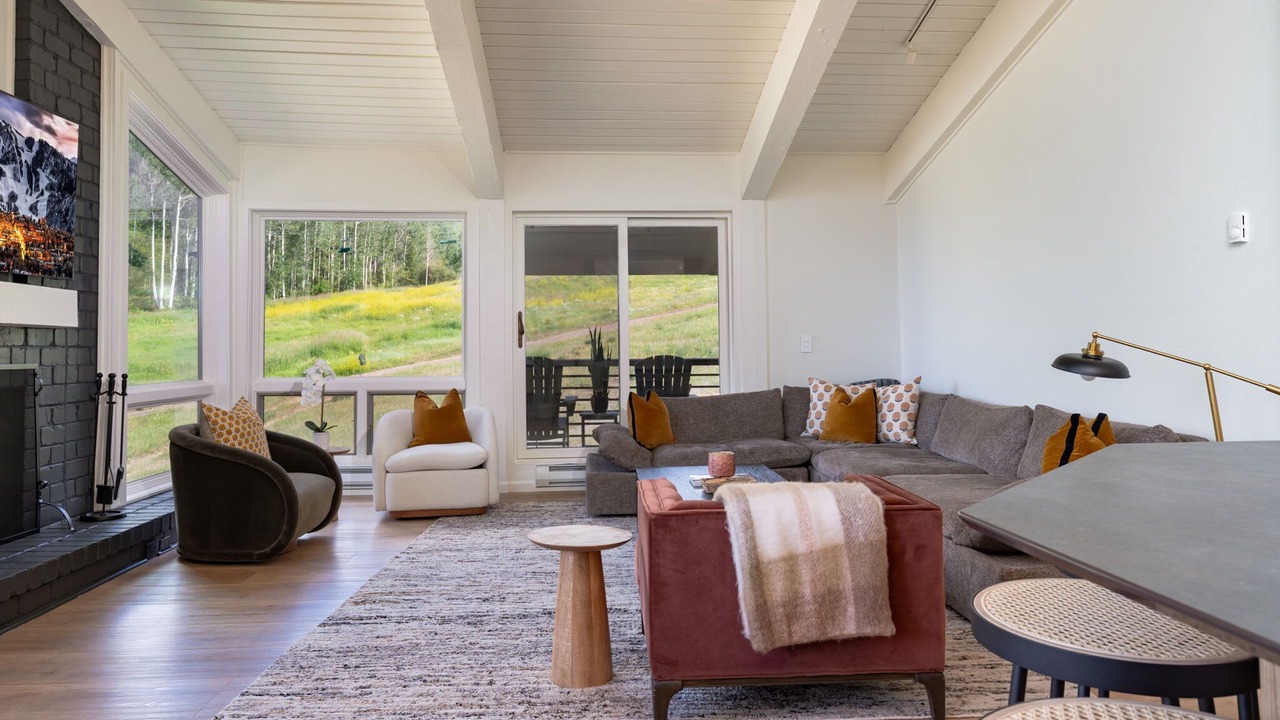 Photo of Livingroom in Snowmass Village