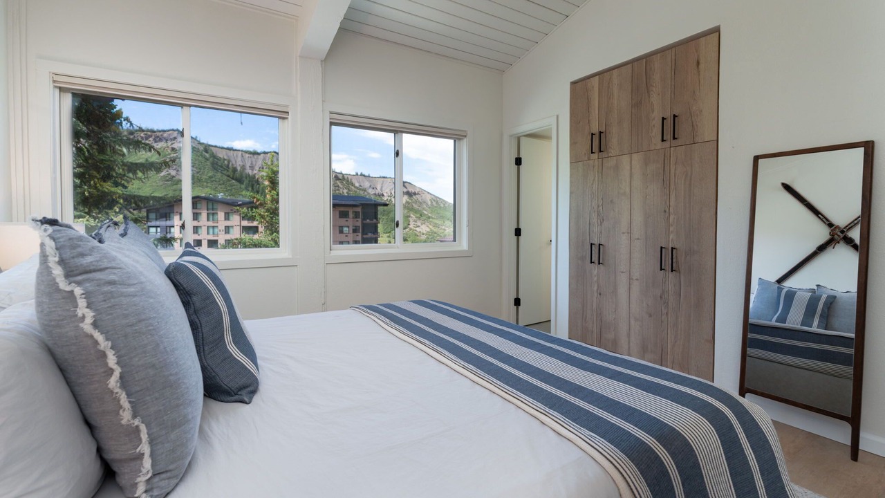 Photo of Bedroom in Snowmass Village