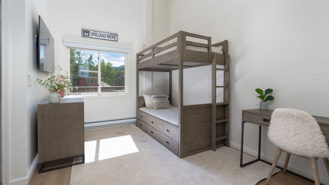 Photo of Bedroom in Snowmass Village