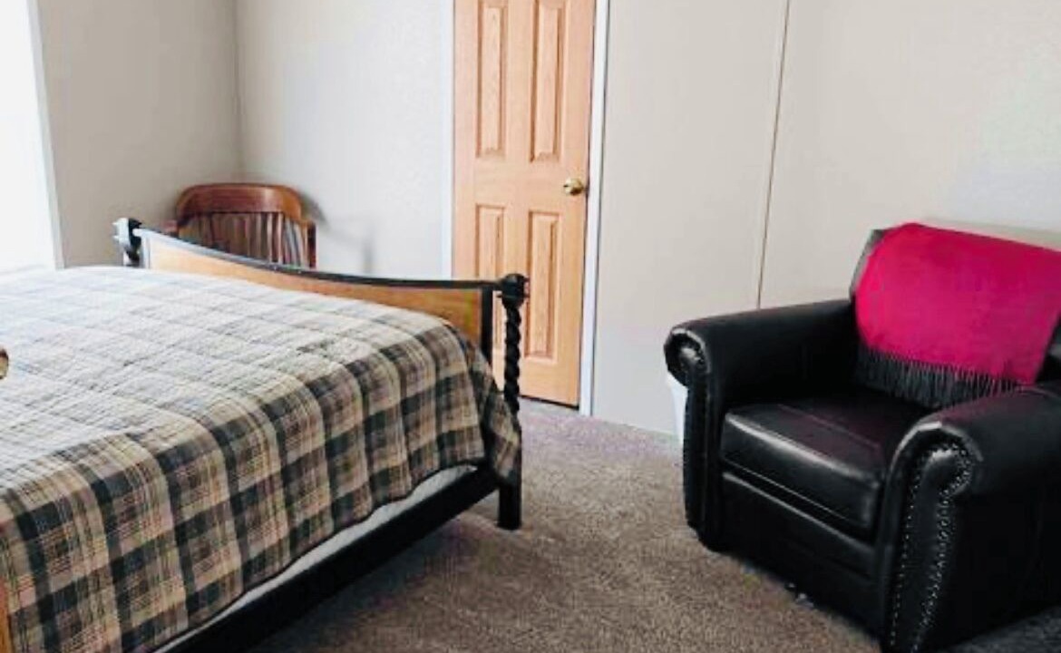 Photo of Bedroom in Lazear