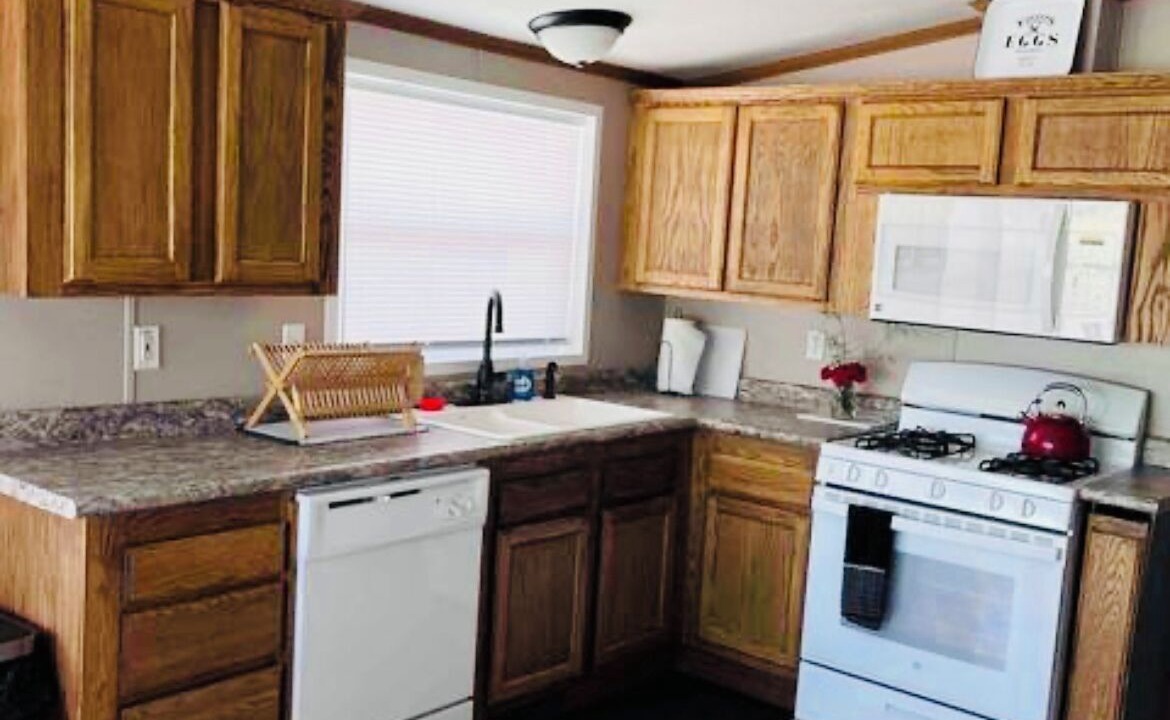 Photo of Kitchen in Lazear