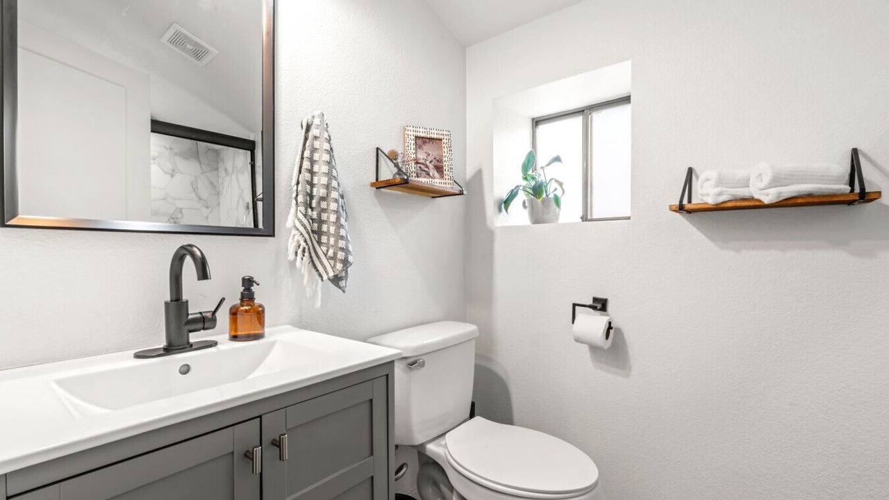 Photo of Bathroom in Sunnyside