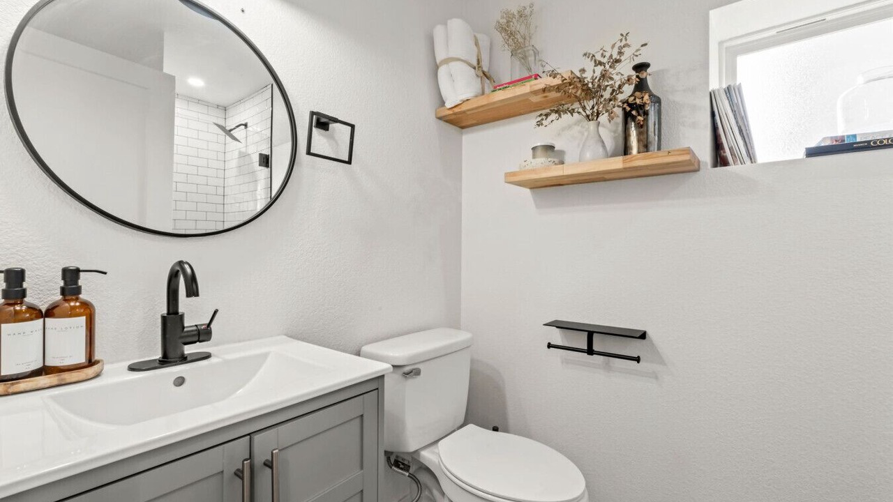 Photo of Bathroom in Sunnyside
