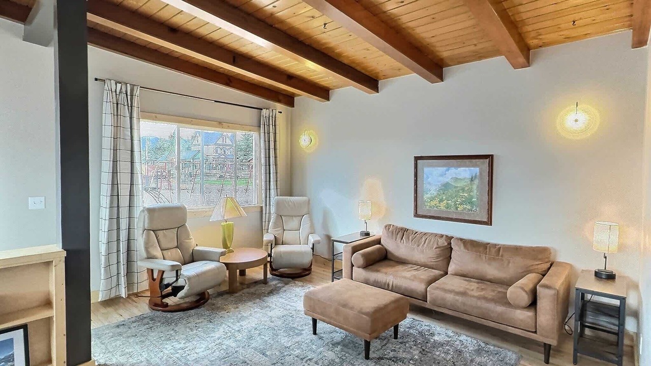 Photo of Livingroom in Leadville