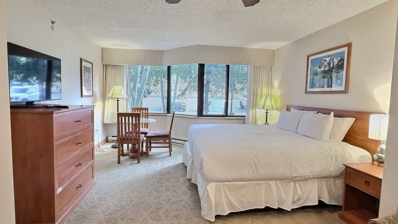 Photo of Bedroom in Crested Butte