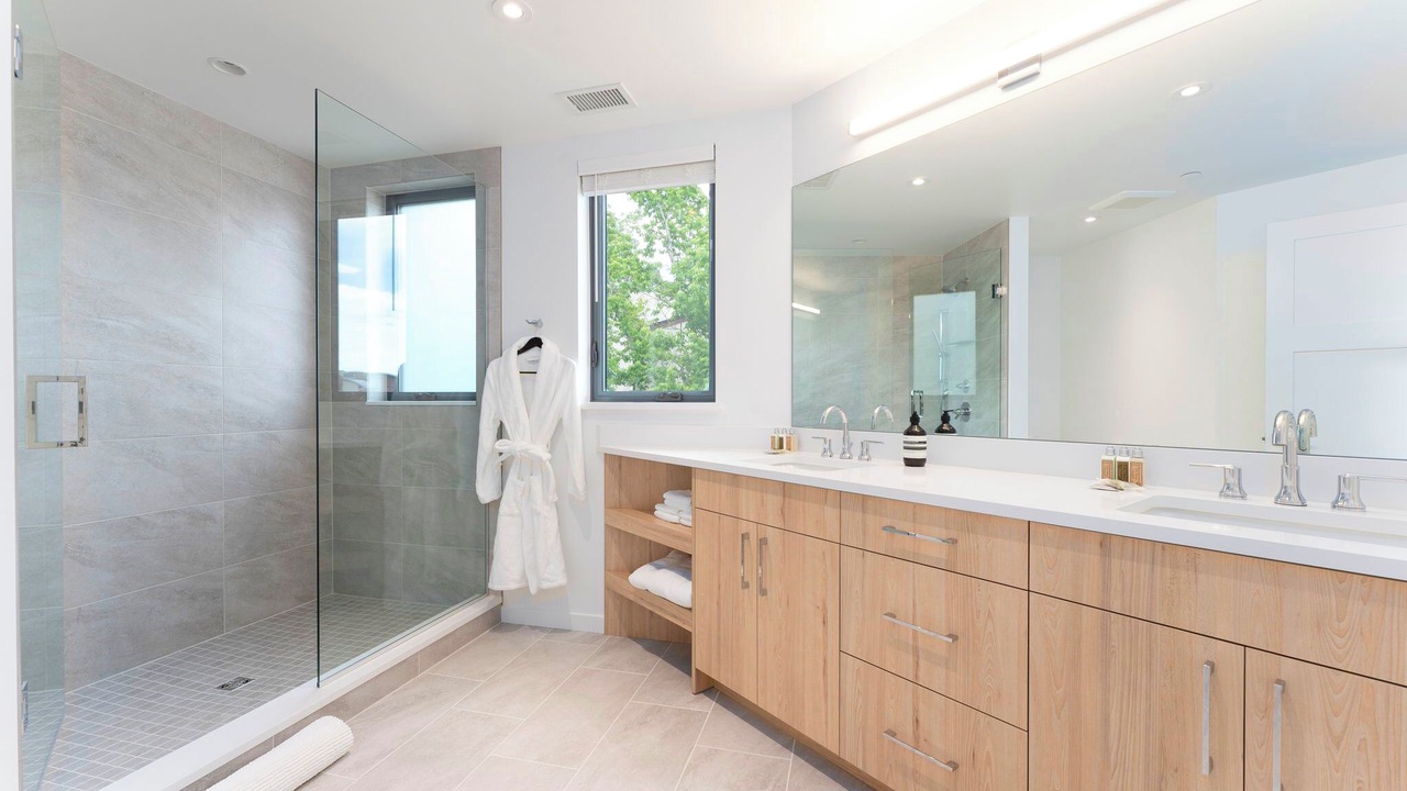 Photo of Bathroom in Whittier