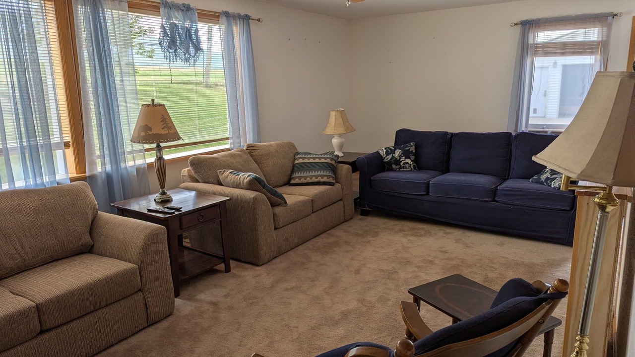 Photo of Livingroom in Hillside