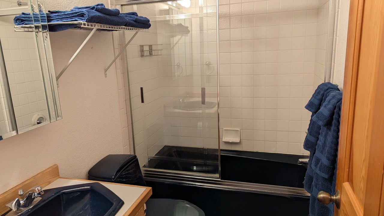 Photo of Bathroom in Hillside