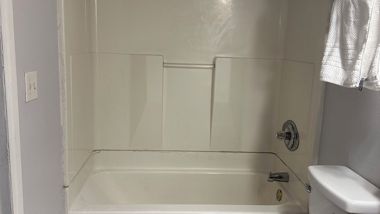 Photo of Bathroom in Delmar Parkway
