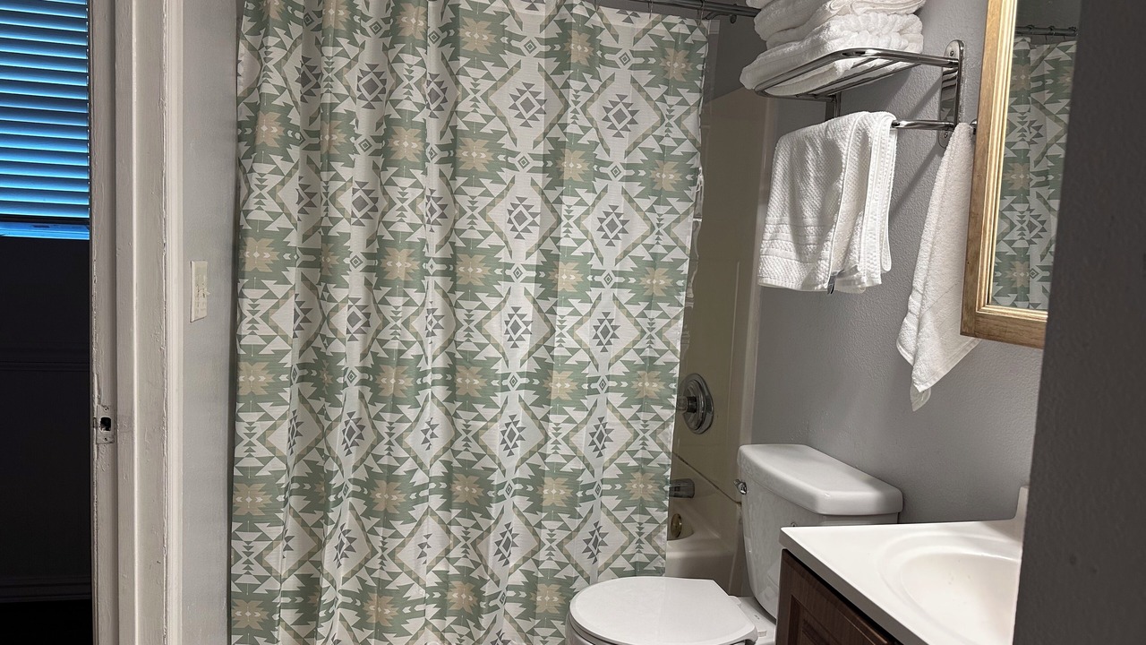 Photo of Bathroom in Delmar Parkway