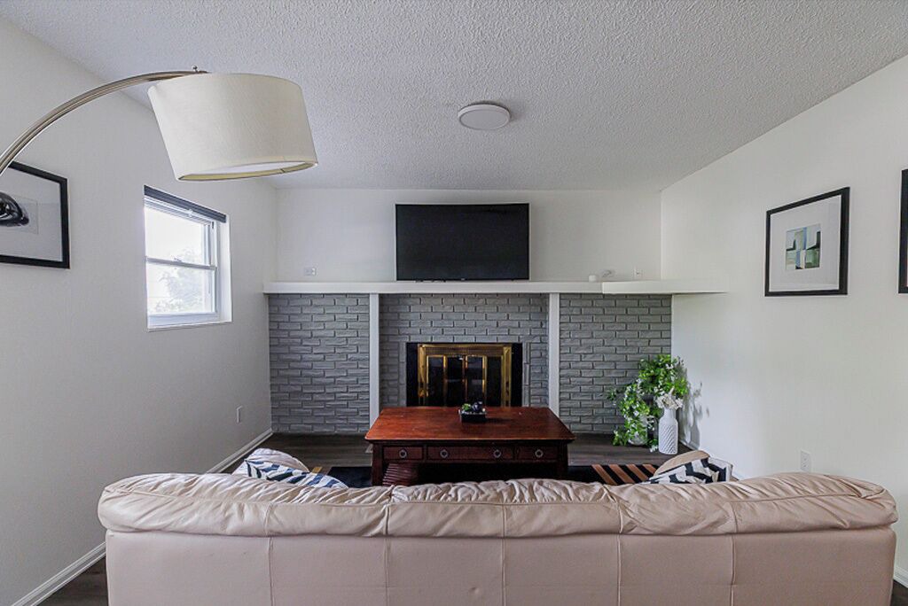 Photo of Livingroom in Aurora Highlands
