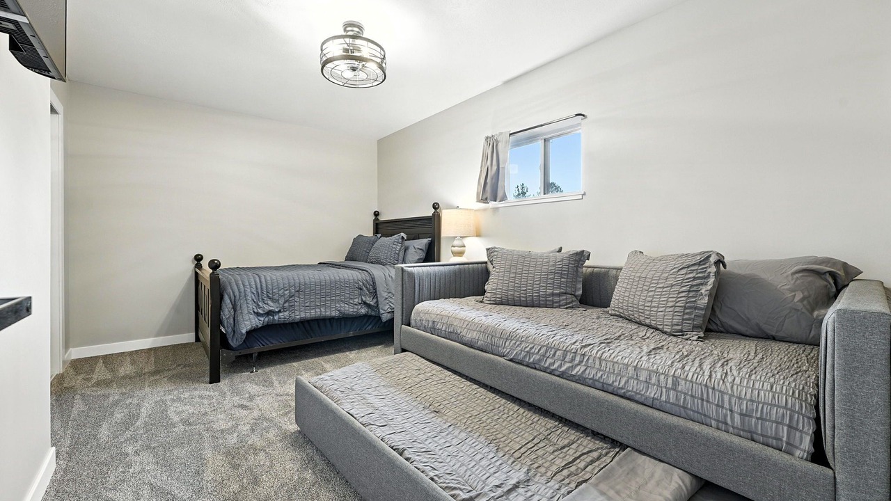 Photo of Bedroom in Larkspur