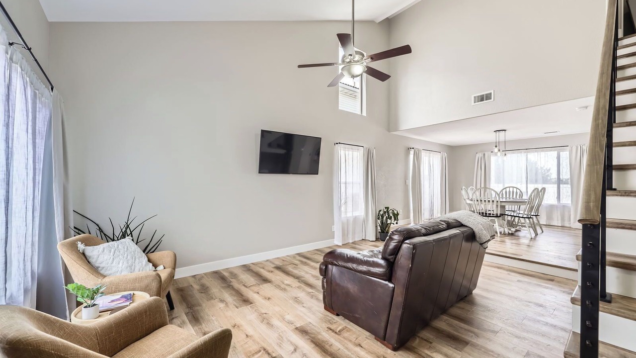 Photo of Livingroom in Green Valley Ranch