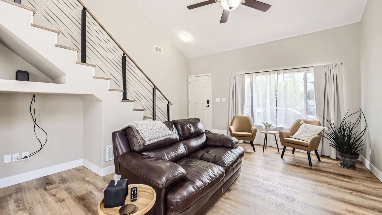 Photo of Livingroom in Green Valley Ranch